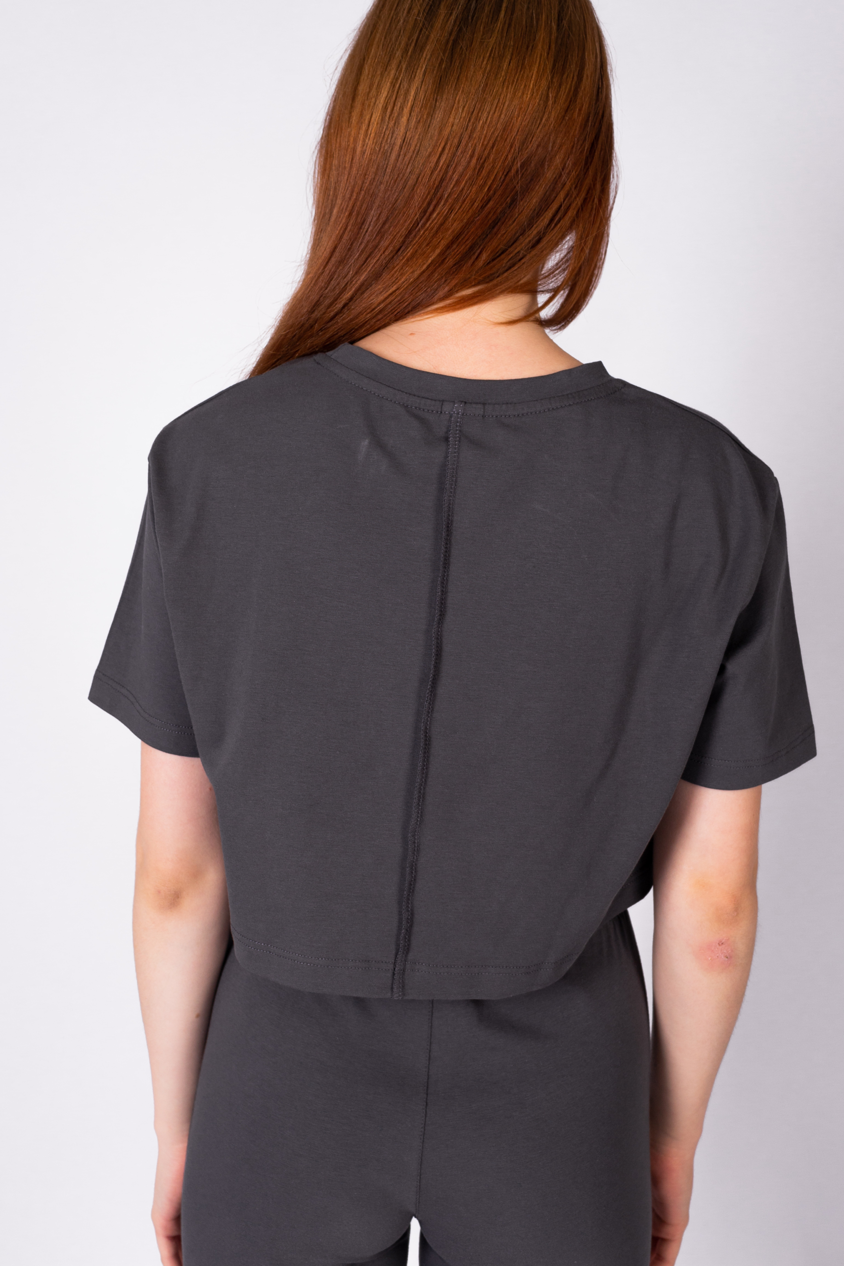 КАРТЕЛЬБ - футболка кроп - со строчкой - графит — изображение 3