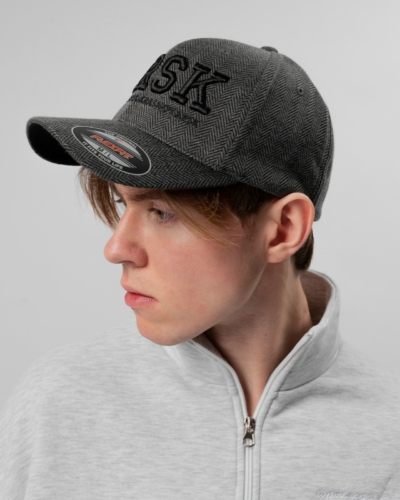 ЯЛК Бейсболка “KRSK” 6277HM (серый елочка пальто, вышивка черный)
