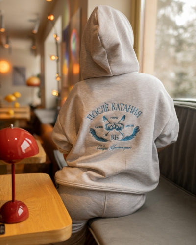 КАРТЕЛЬБ / Толстовка на молнии / Sopka ПОСЛЕ КАТАНИЯ / серый светлый меланж / жен